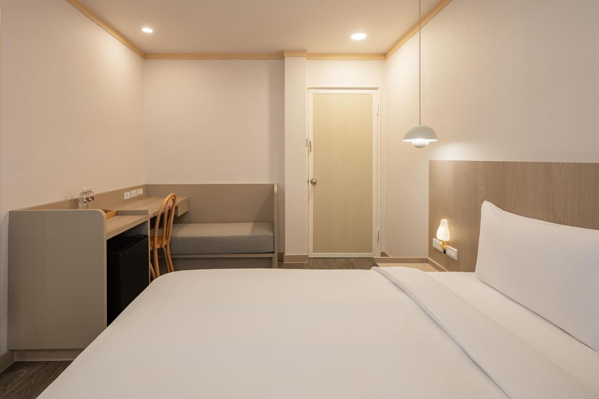 Kindness Hotel - Tainan Minsheng Habitación foto